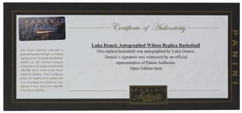 Luka Doncic Dallas Mavericks a semnat Wilson Basketball Panini Authentic - baschet autografat